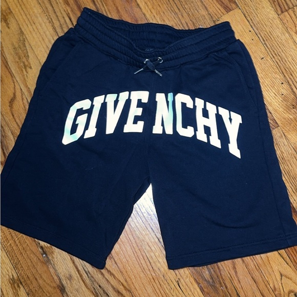 Givenchy Black Athletic Kid’sShorts only worn once